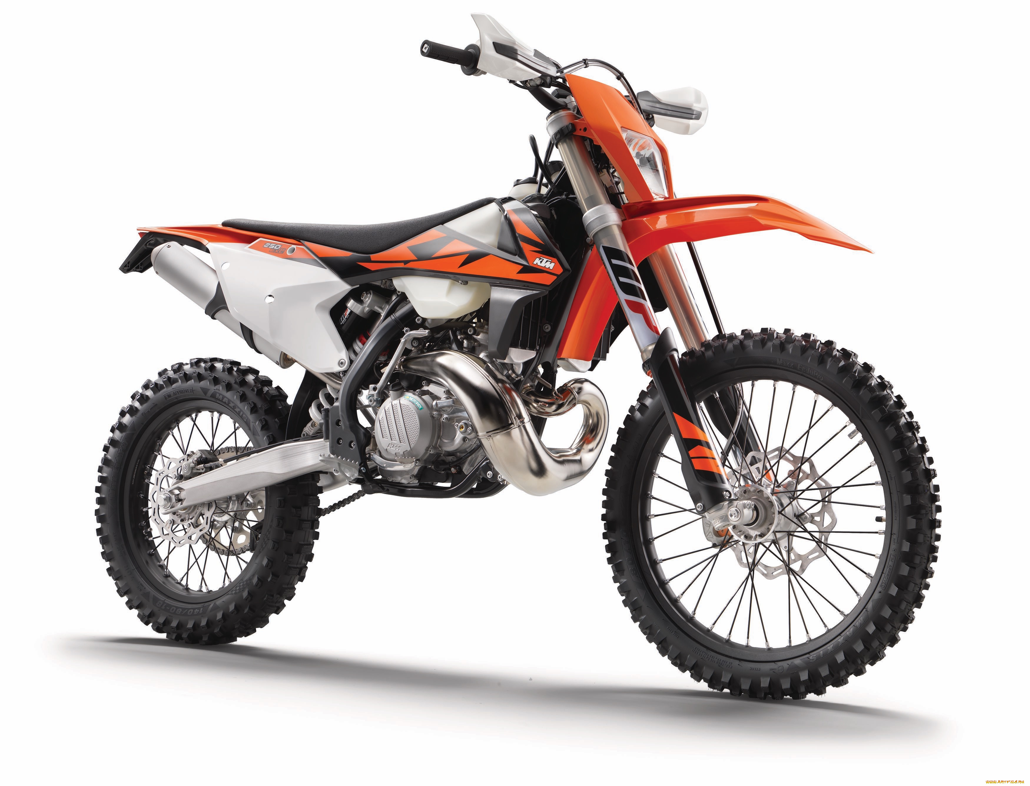 Доставка эндуро. Мотоцикл KTM 300 EXC. КТМ 250 эндуро. КТМ EXC 250 TPI. КТМ 450 эндуро.